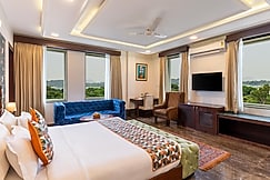 The Colonial - A Lake View Hotel in Udaipur, Dungarpur