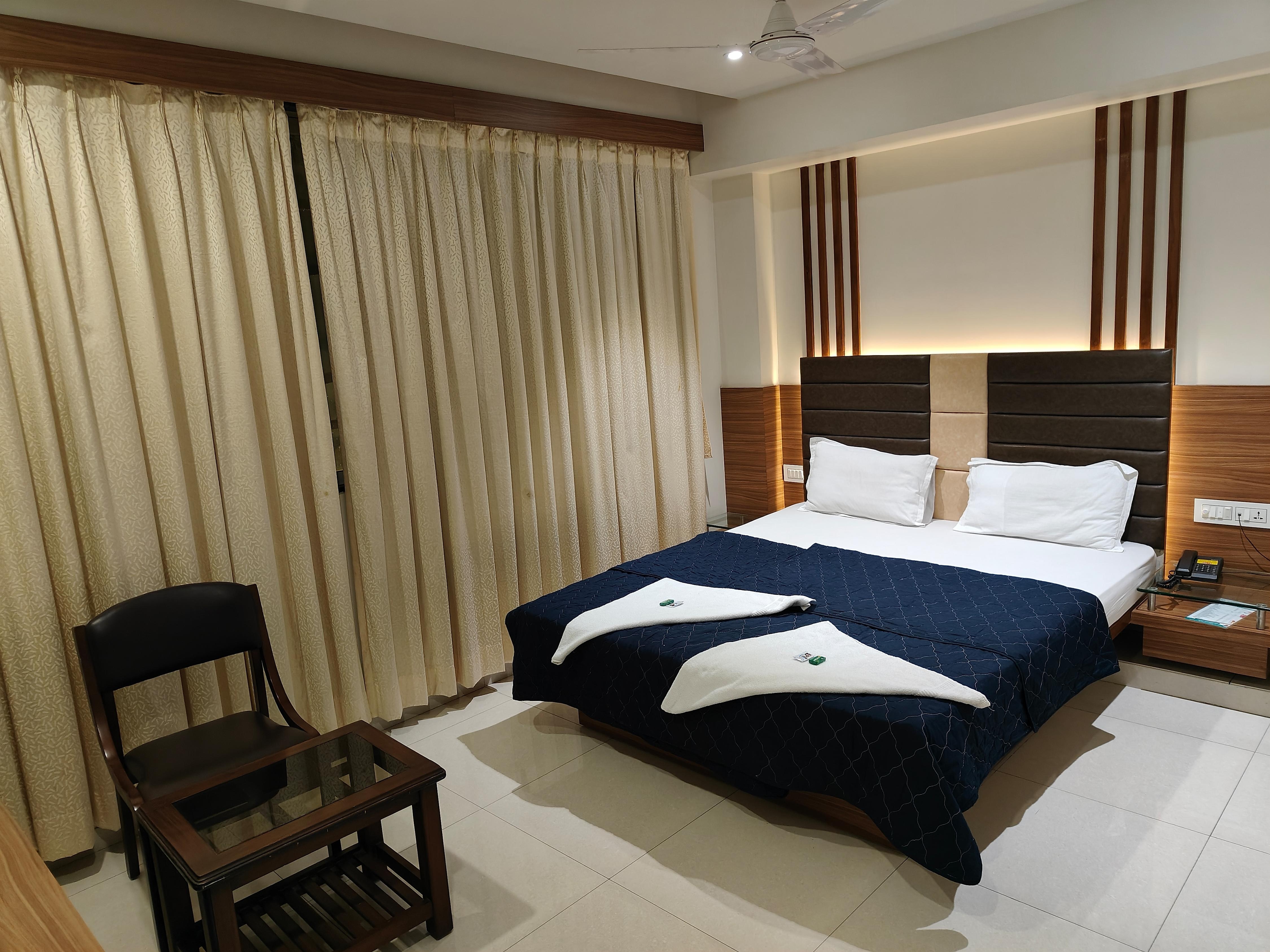 Hotel Sahyog Baleshwar - Tap to explore photos