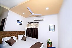 Hotel SubCity, Udaipur