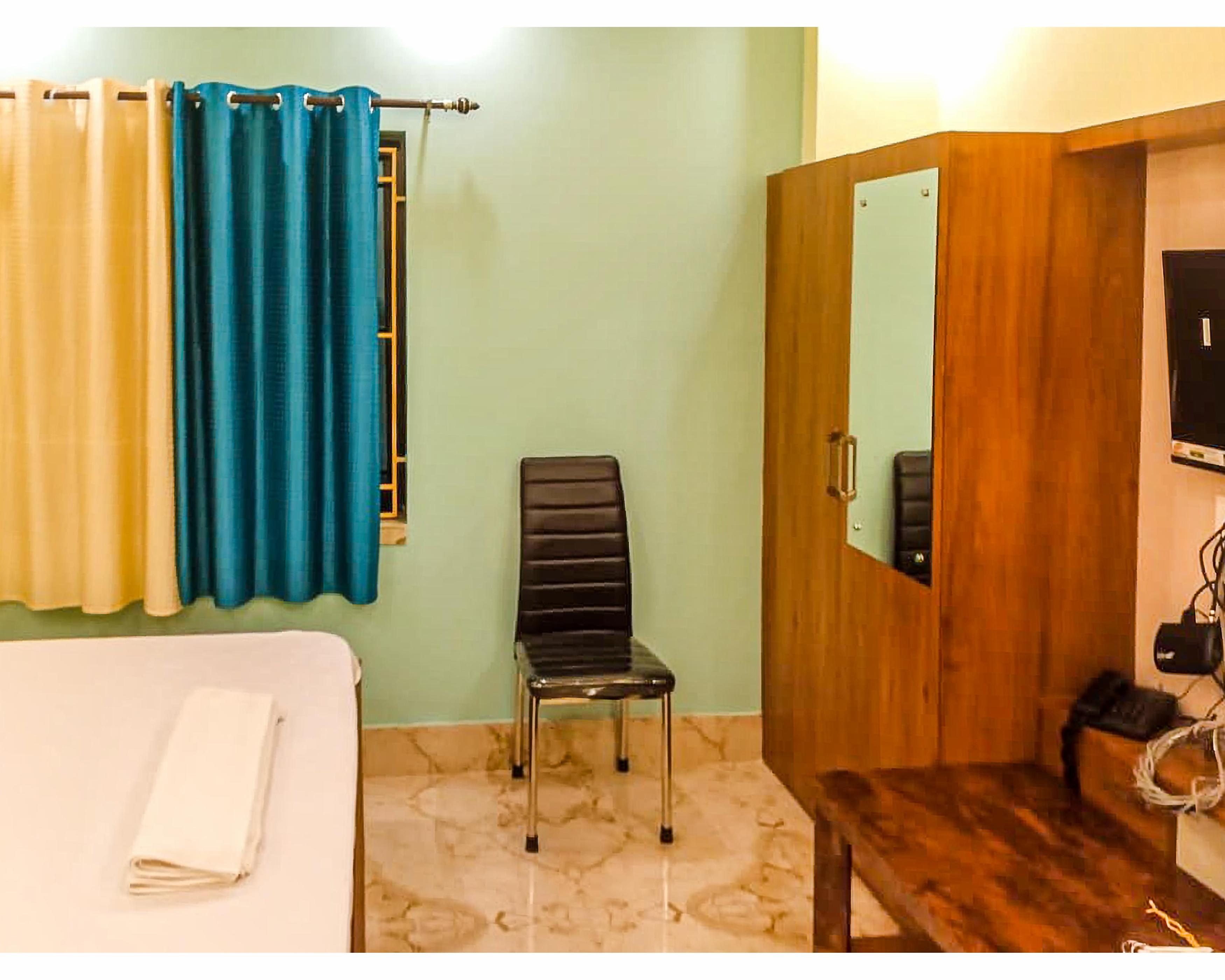 Hotel Leechi lodging & Fooding By WB Inn - Tap to explore photos