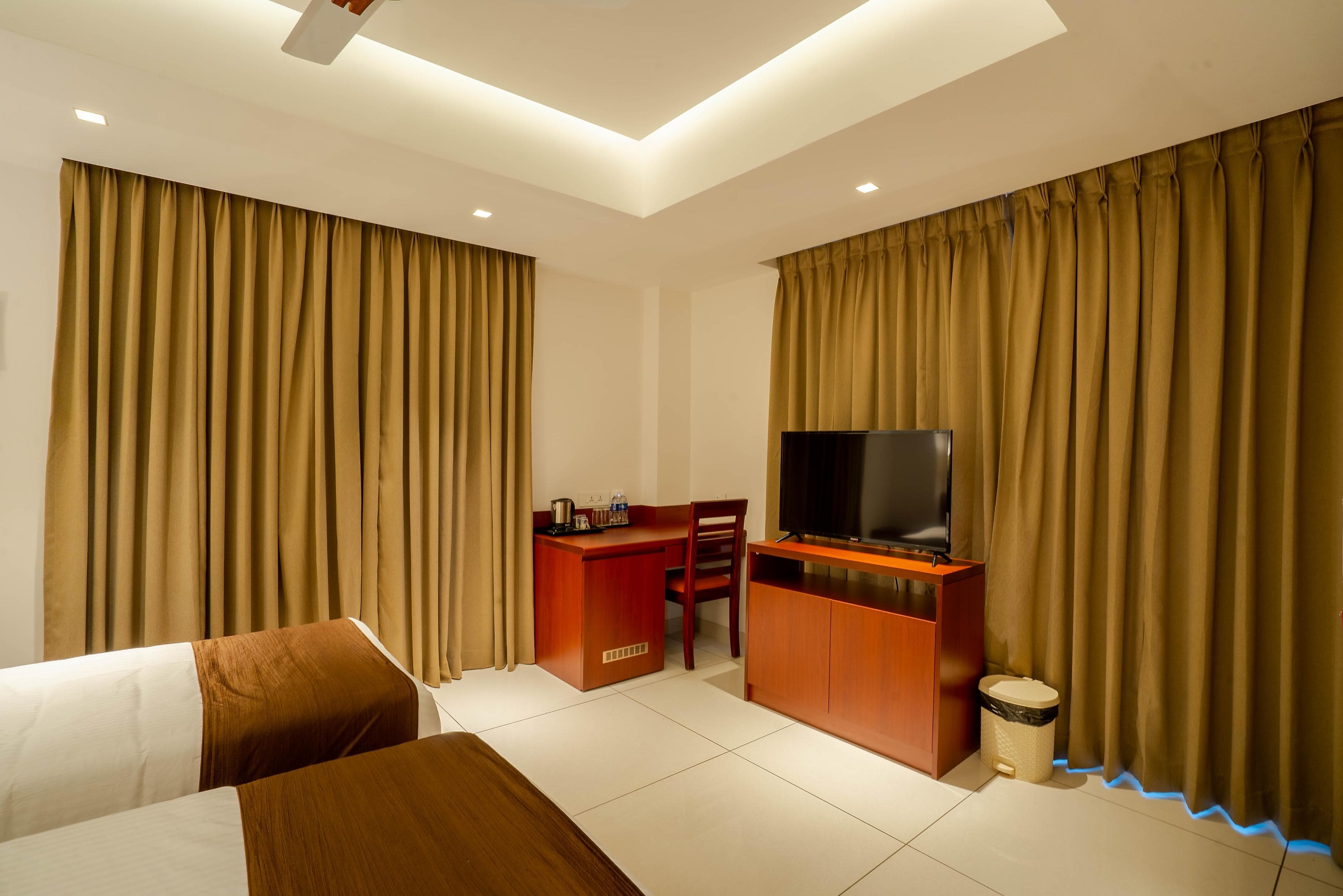 As Inn apartment Hotel - Tap to explore photos