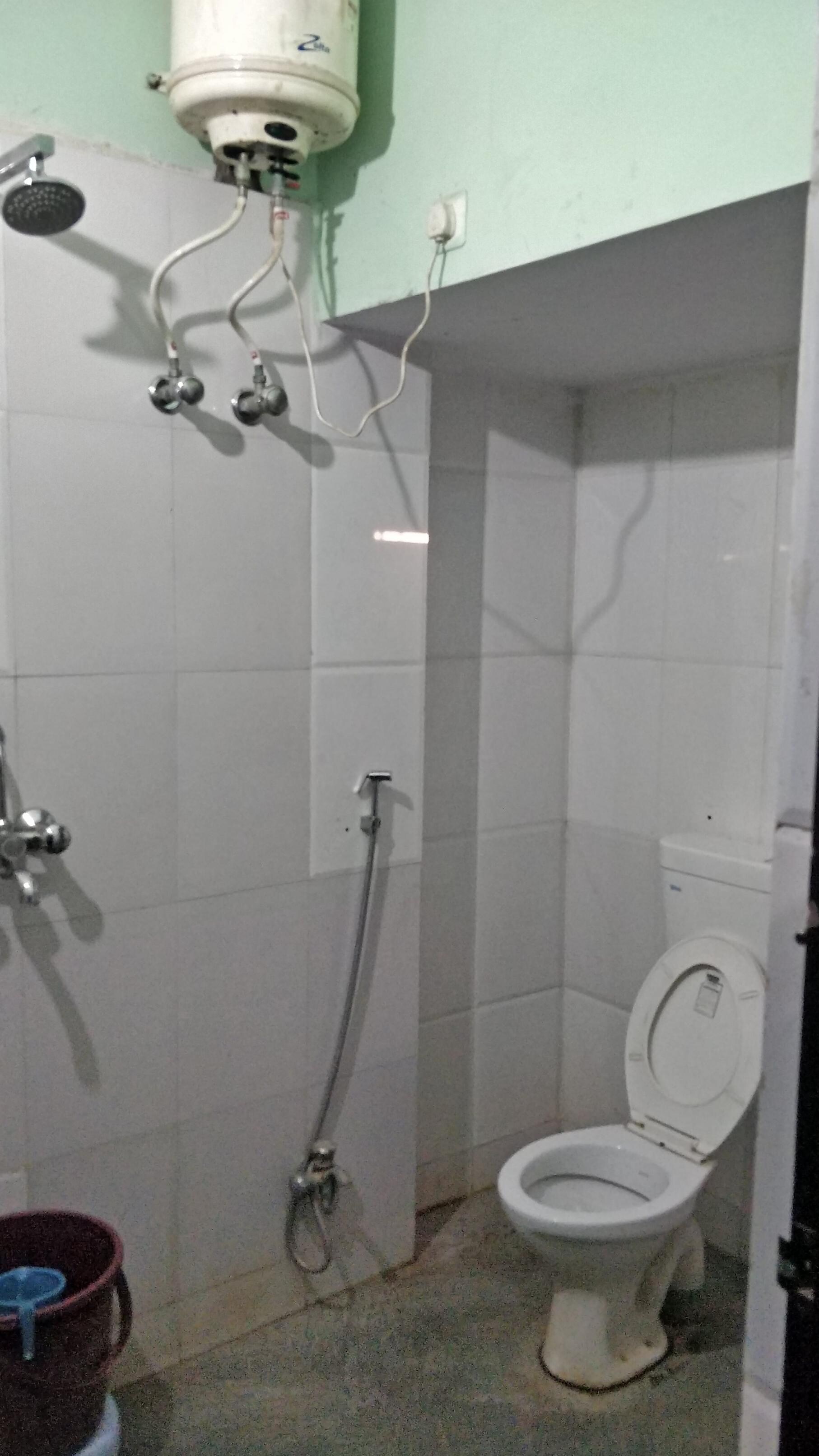 Shree Shyam Guest House - Tap to explore photos