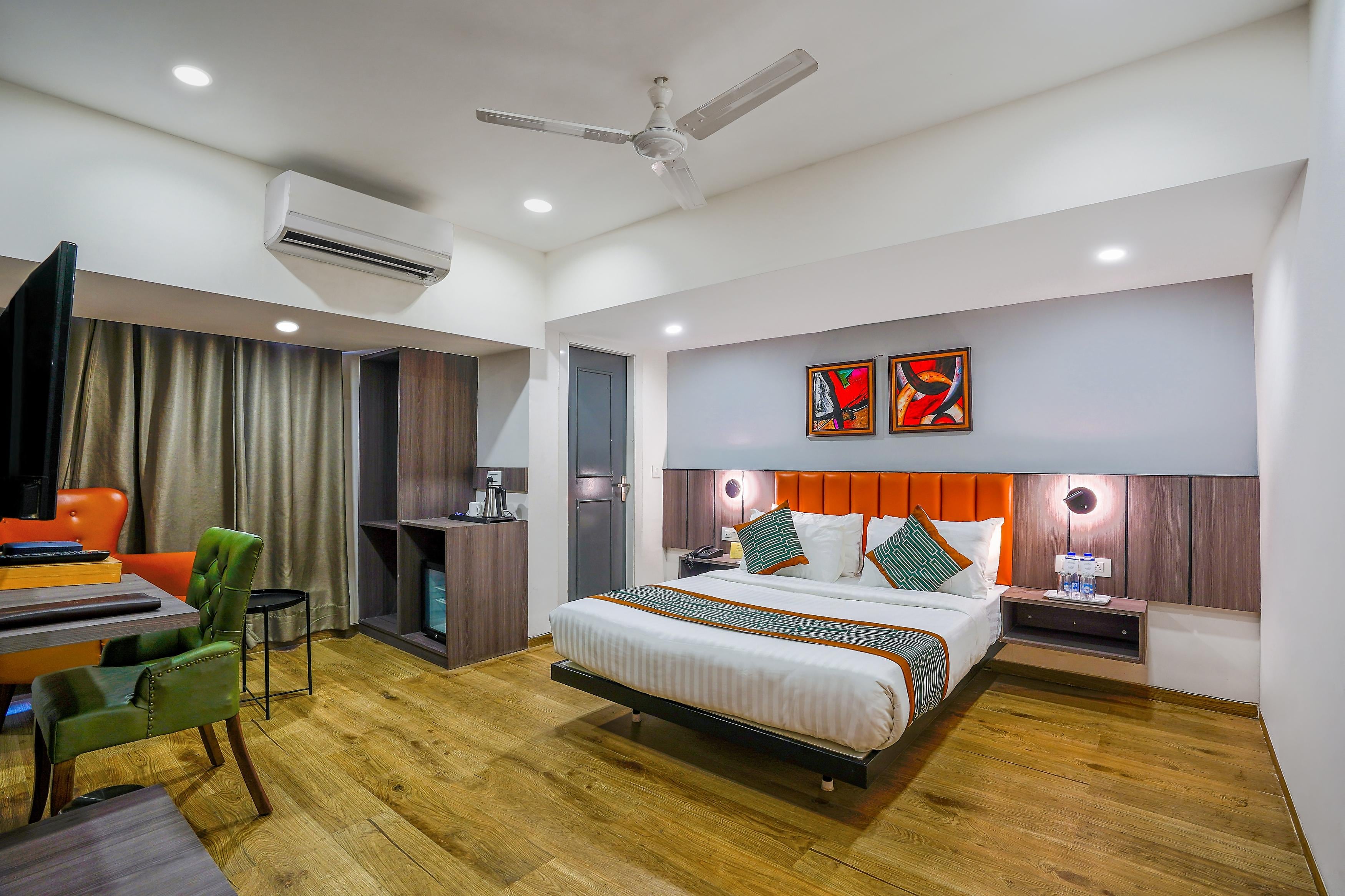 Executive Room 1