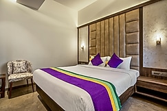 Treebo Premium Savera Inn, Mumbai