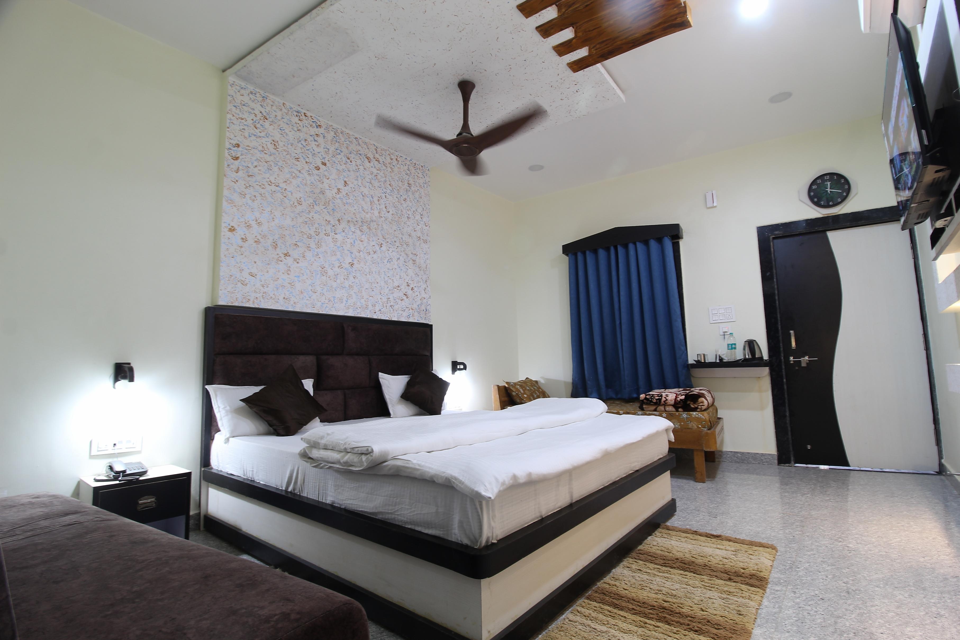 Mrignayani Farm Stay Resort Kanha - Tap to explore photos