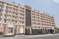 Hide Away Studios Vrindavan, Vrindavan