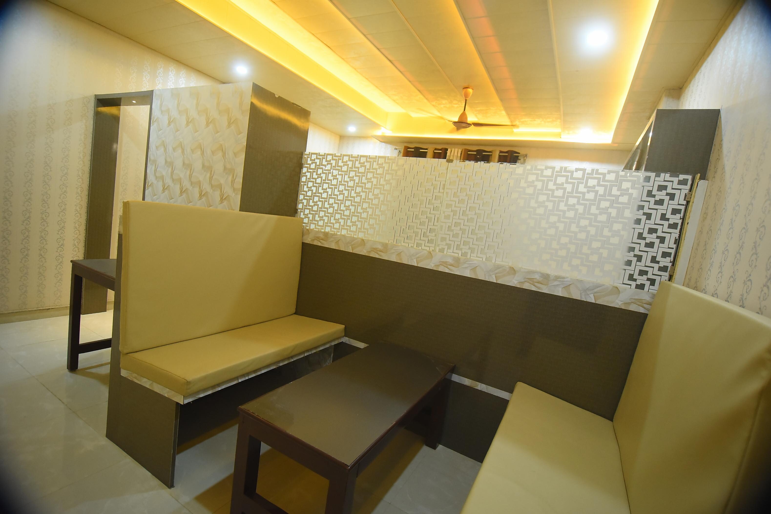 Hotel Davanagere Inn - Tap to explore photos
