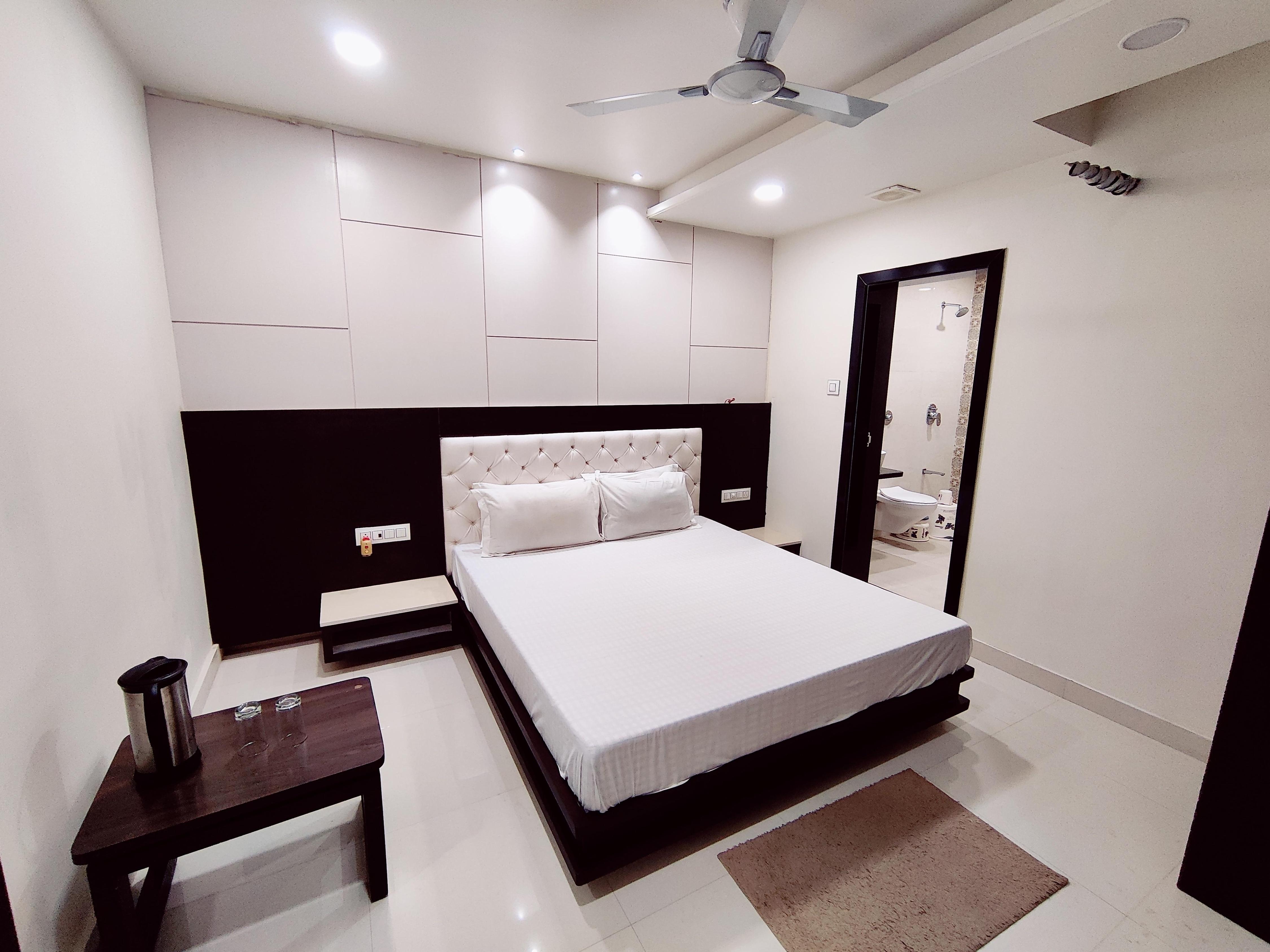 Abu Inn, Mount Abu - The Luxury Boutique Stay - Tap to explore photos