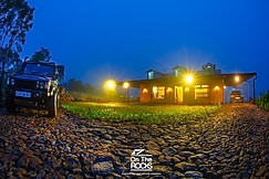 On The Rocks, Vagamon