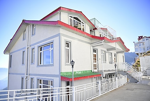 A Swiss Chalet 5 BHK Mashobra  King Sized beds