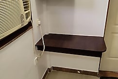 Classy 2 BHK Serviced Appt, Pune