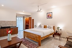 The Silver   chimes  suites, Bangalore