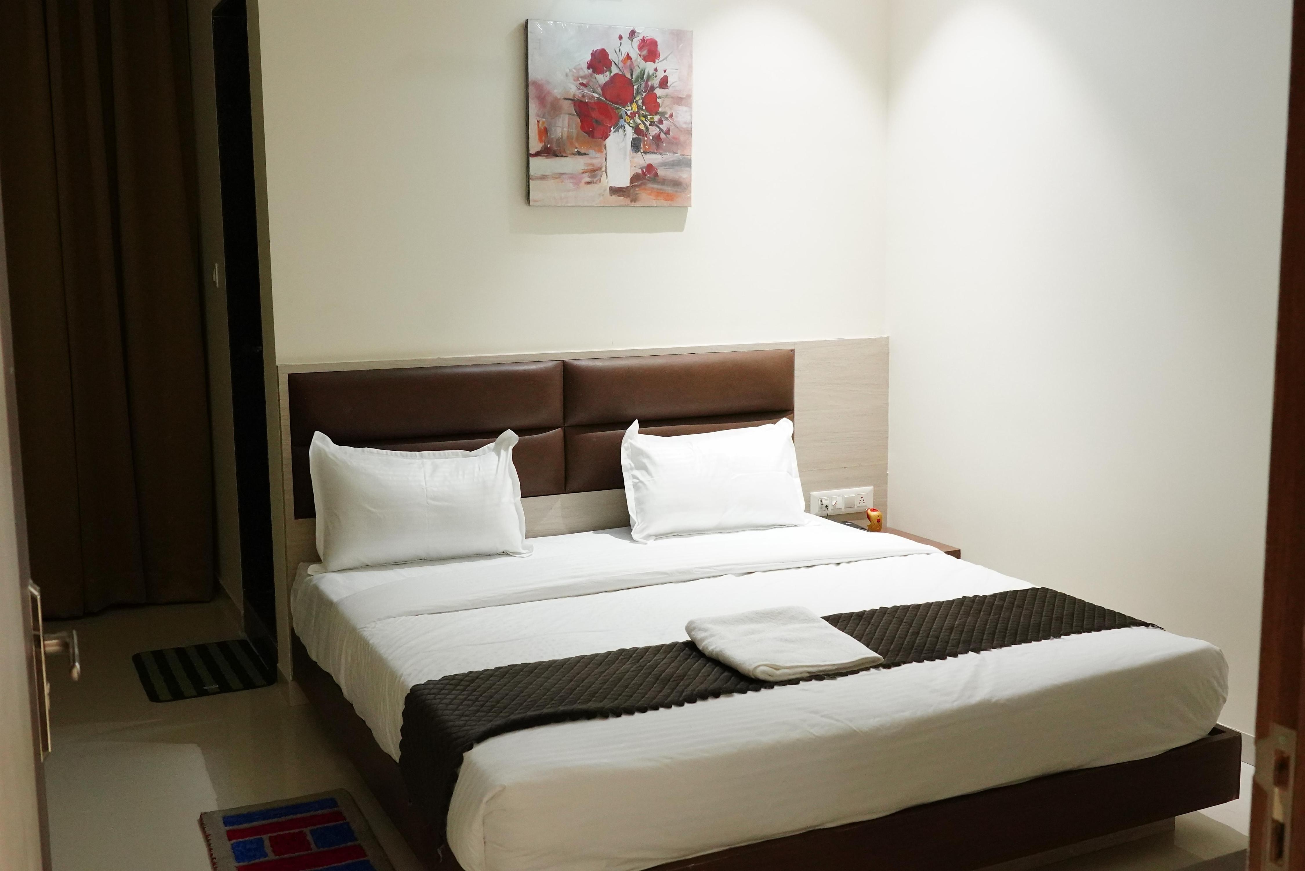 Mangalamurthy Hotels - Tap to explore photos