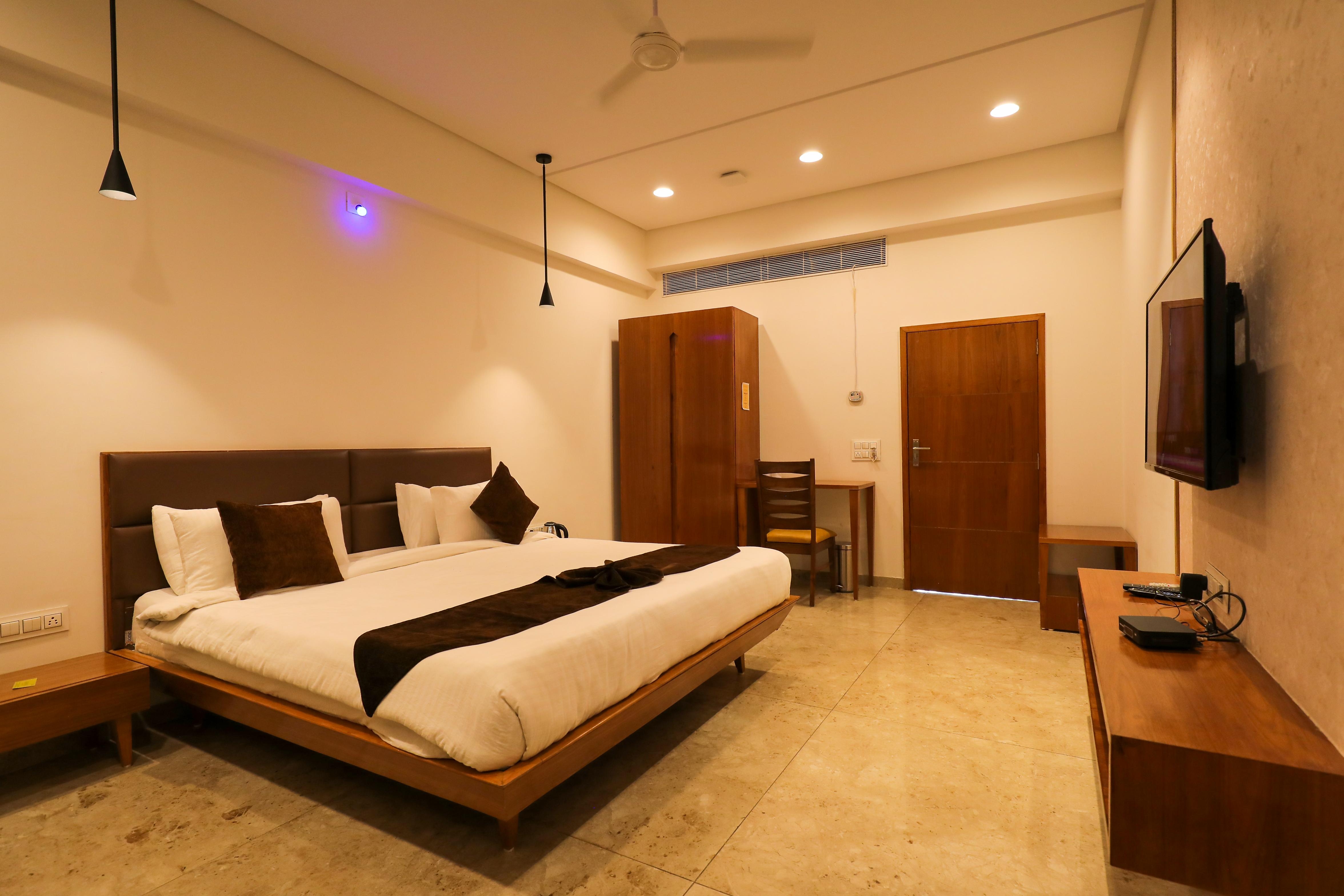 CLUB HEAVEN PALANPUR - Tap to explore photos