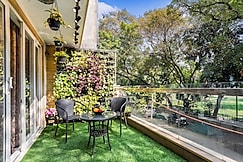 Homlee-Pentagon 3 BHK luxurious-Lift-Parking-Saket, Delhi