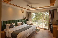 Kasauli Courtyard Boutique Bed and Breakfast, Kasauli