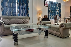 Melba Homestay 3bedroom by Happy Huts, Kodaikanal