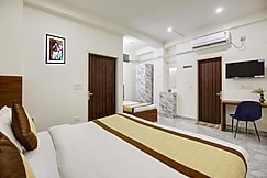 Hotel S b Inn 3 minutes walk from New Delhi Station, Delhi