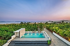 SaffronStays Mango Lakeview Villa, Nashik