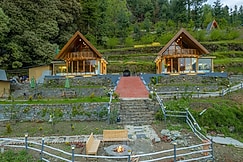 Mandukya Villas, Jibhi