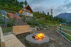 Mandukya Villas, Banjar