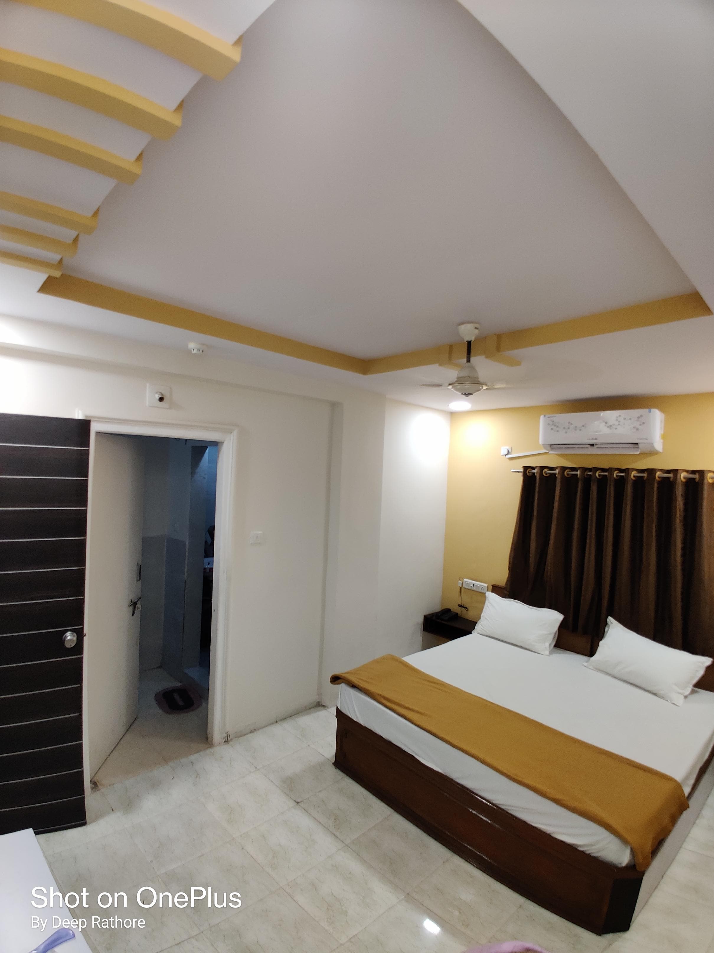 Hotel Sarovar Inn Narol - Tap to explore photos