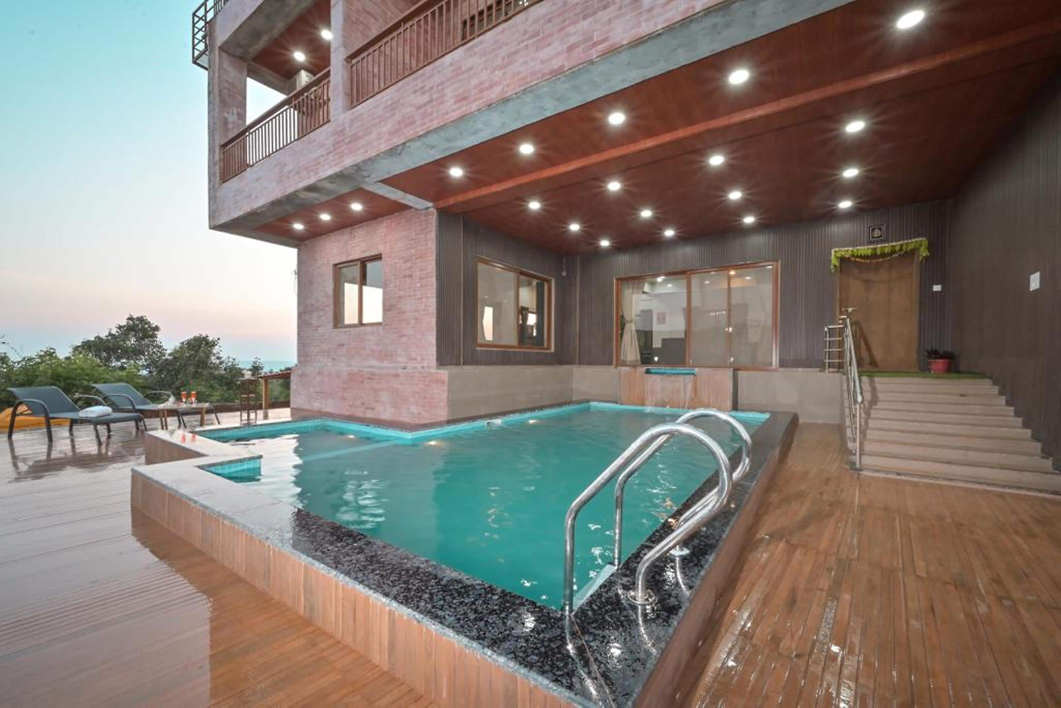Ryans Holiday Home - Tap to explore photos