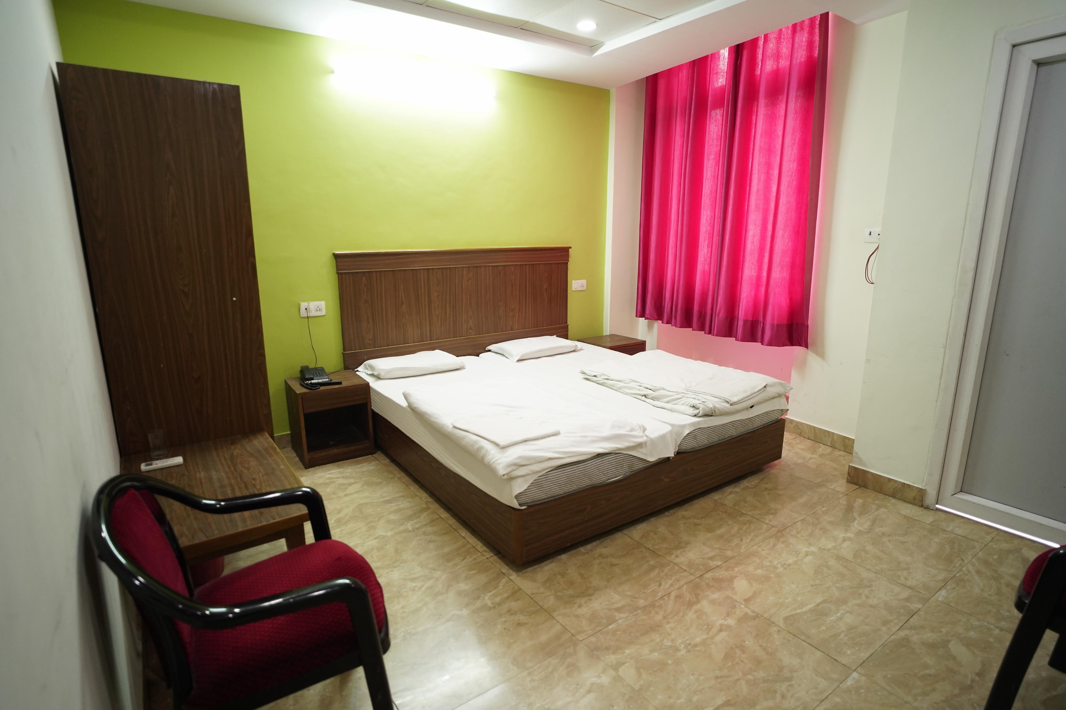 RAM KRISHNA GUEST HOUSE - Tap to explore photos