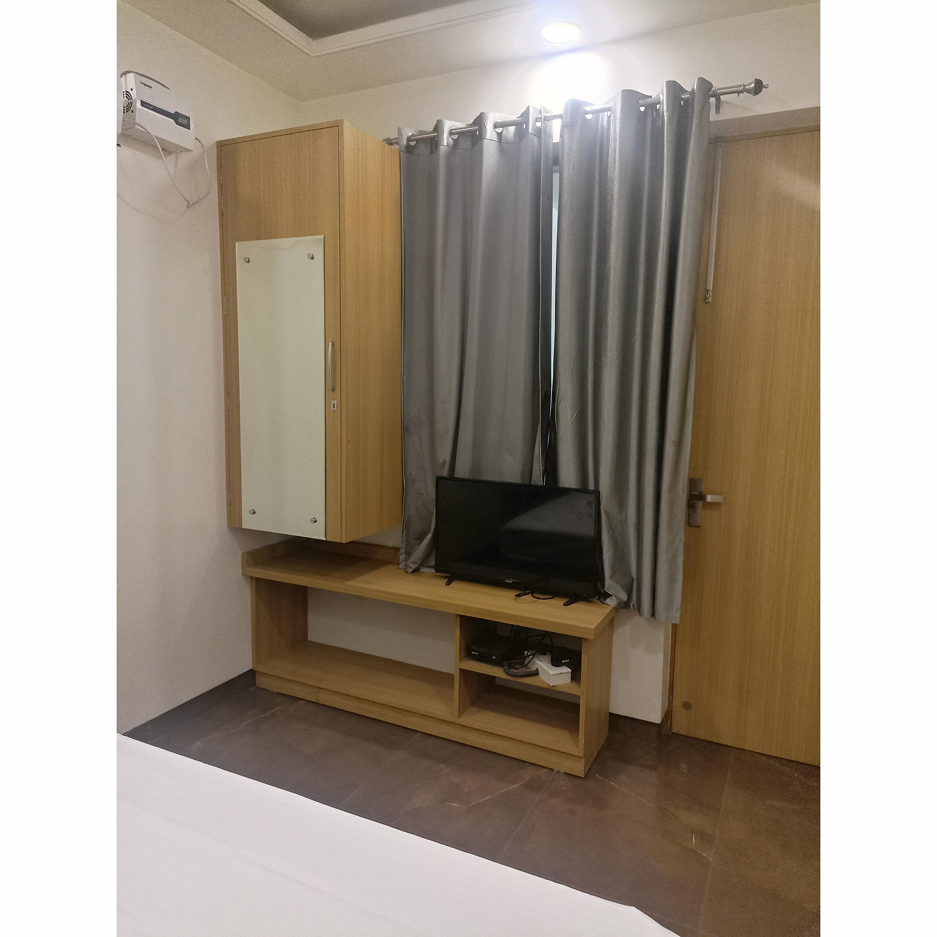 hotel royal palace near Kal ka chowk ambala - Tap to explore photos