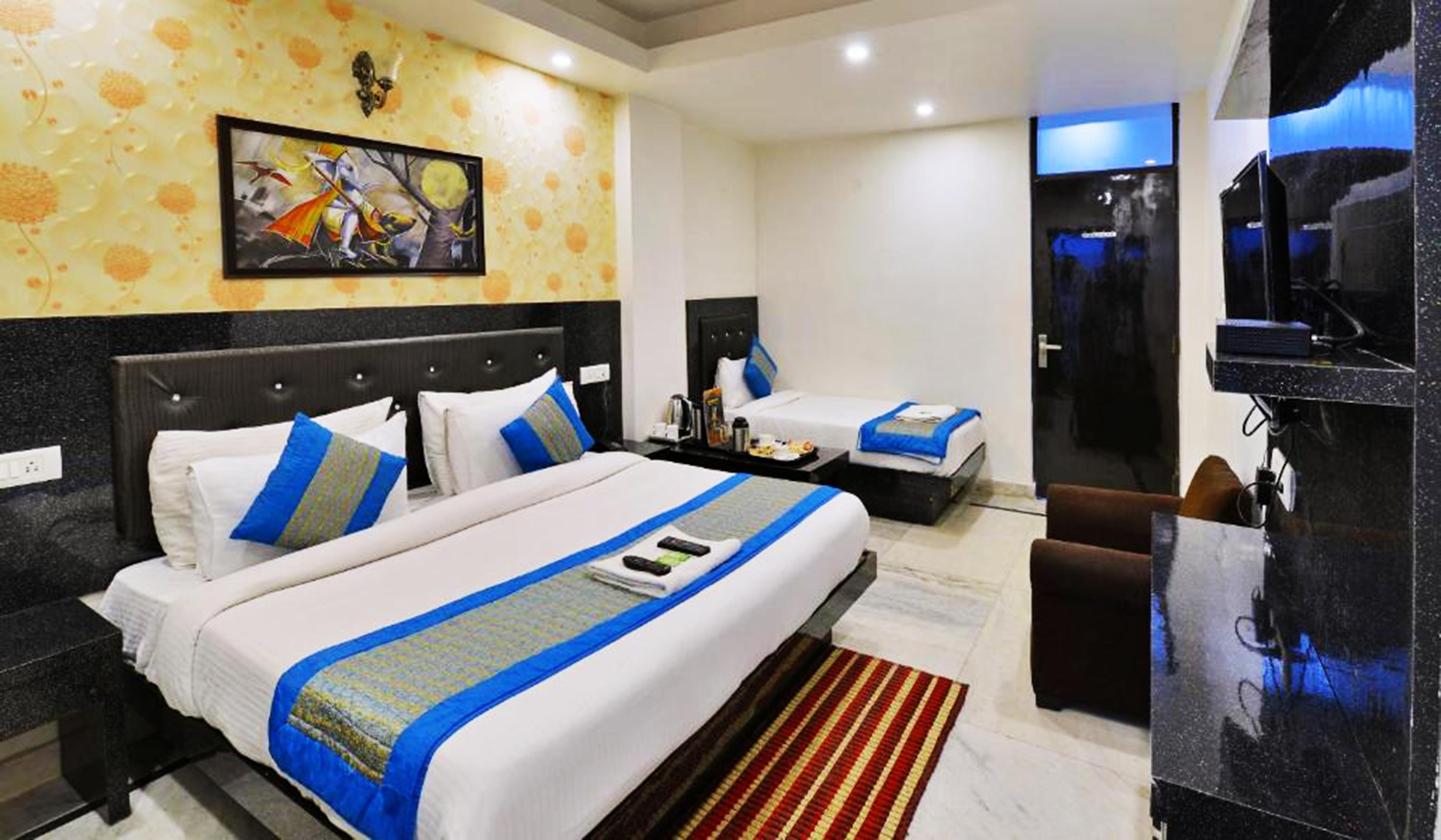 Hotel Noida International - Tap to explore photos