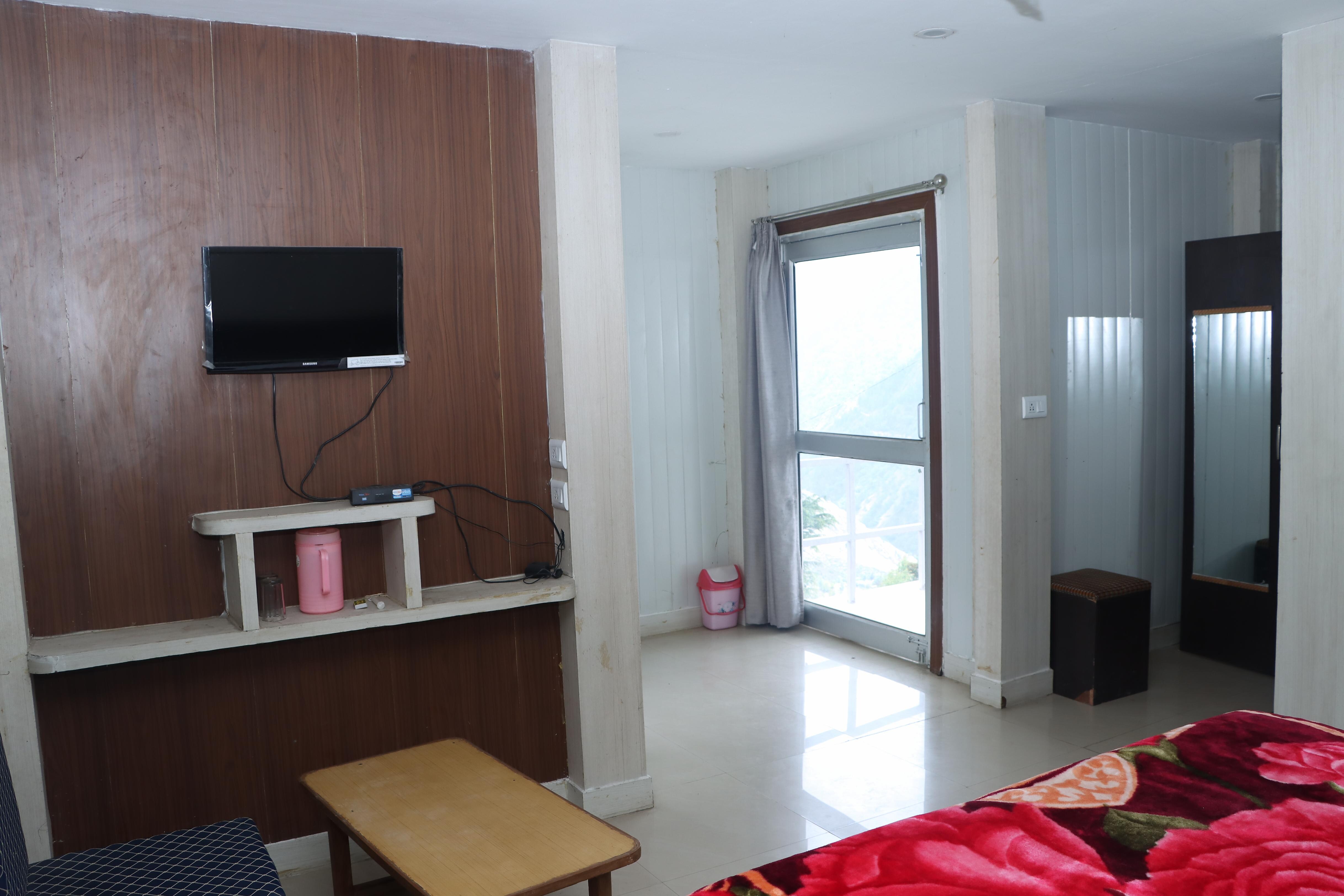 GMVN Hotel Raithal - Tap to explore photos
