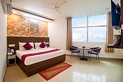 Hotel S R palace@Delhi Airport, Delhi