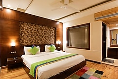 Treebo Punjabi Nature Residency, Near Faridabad Railway Station, Faridabad