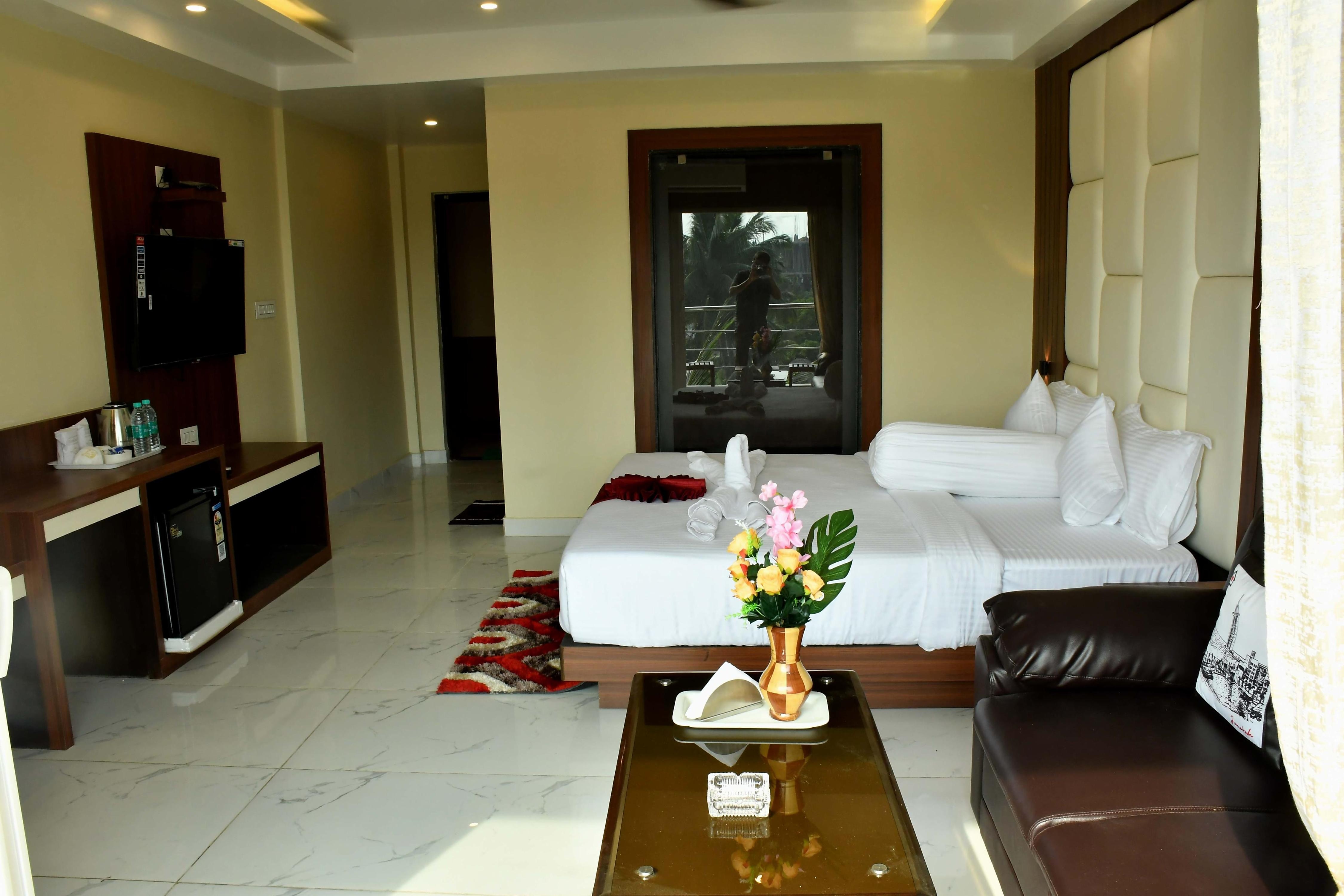 Royal Palace Beach Resort - Tap to explore photos