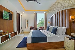 Hotel Paris, Chandigarh Zirakpur, Chandigarh