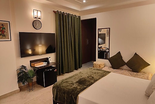 Ninho A Chic and Cosy private room in GK 2