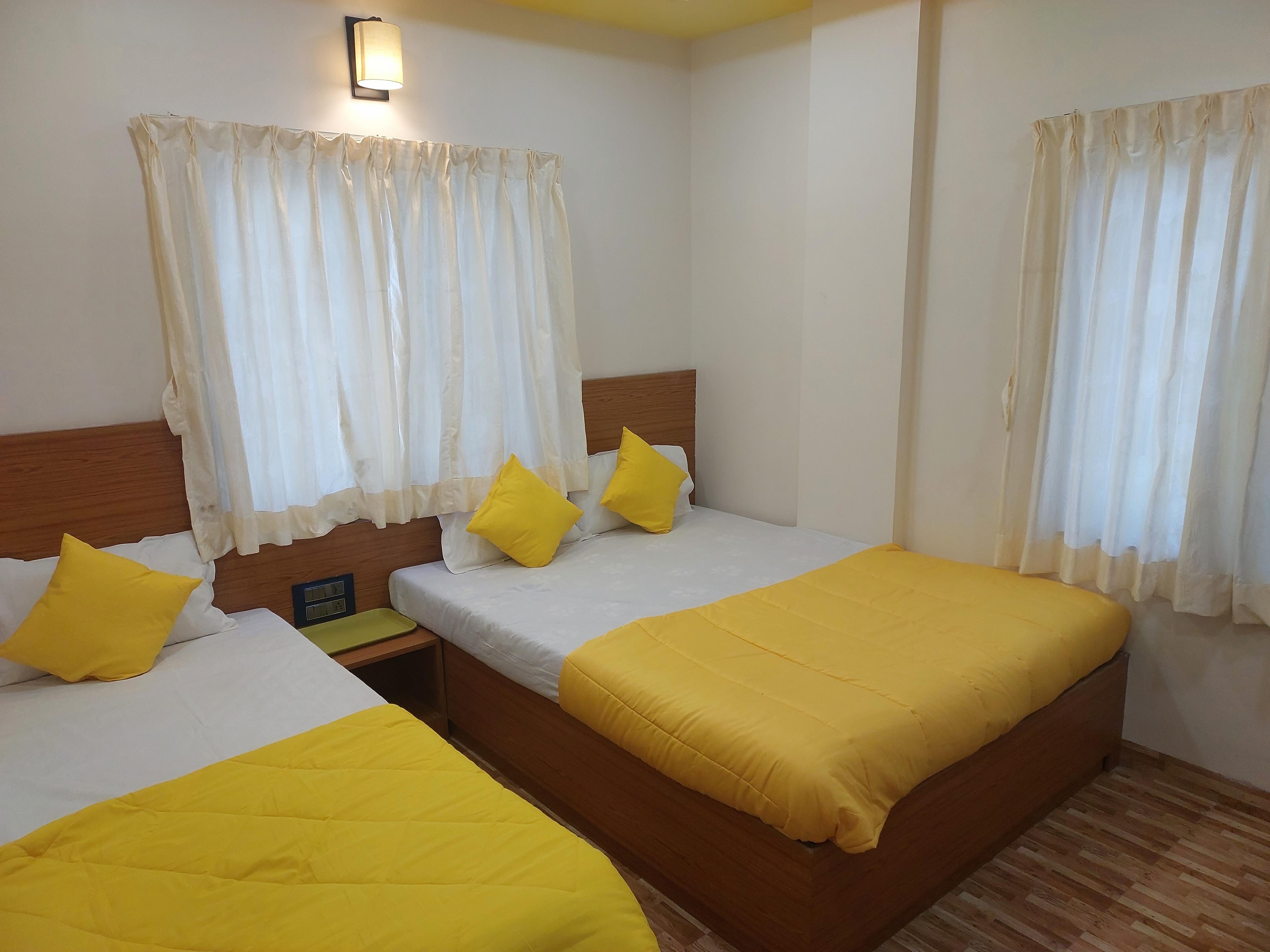 Executive Triple Room 1
