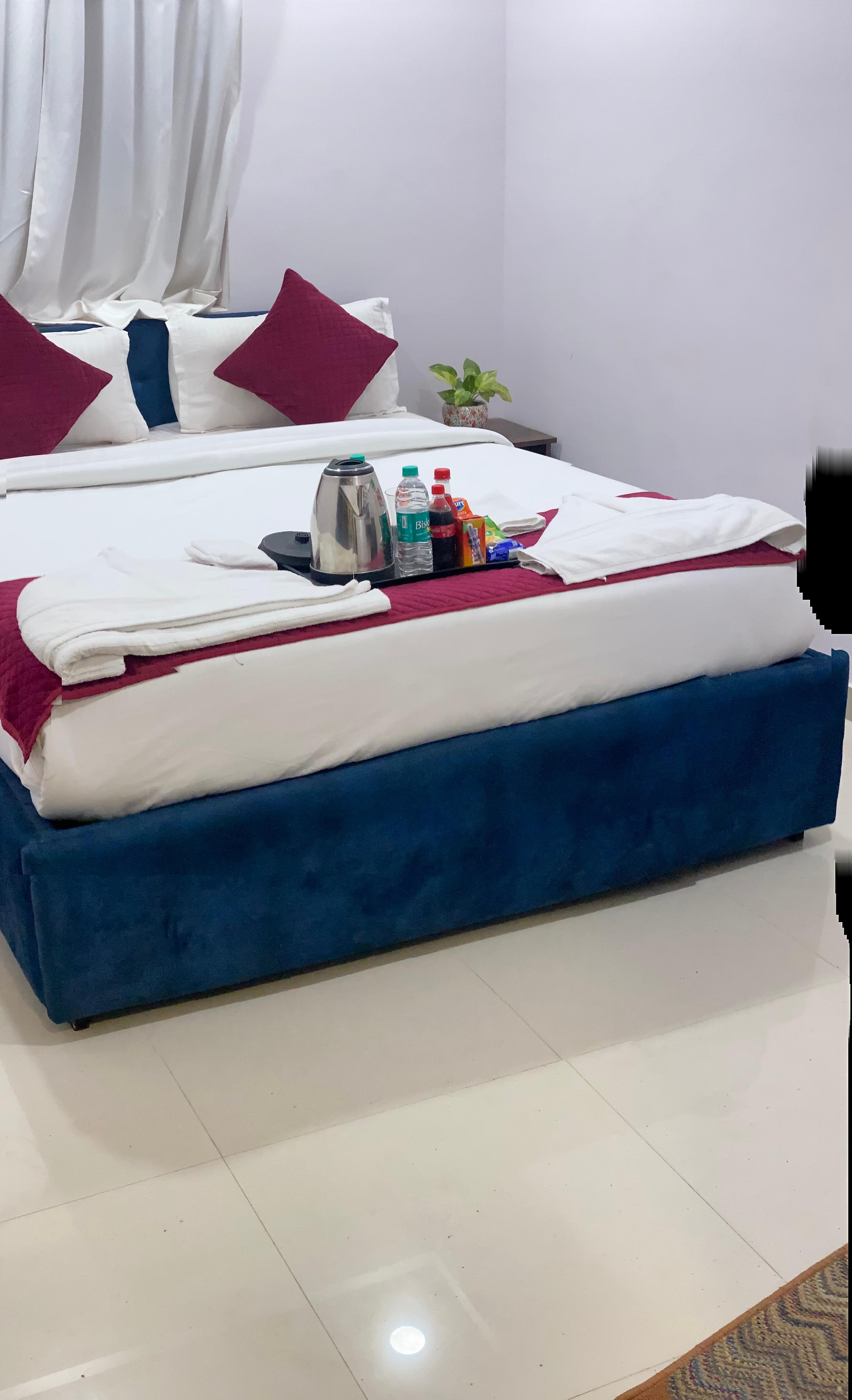 HOTEL CAPITAL HEIGHTS NEAR AIRPORT ZONE SHAMSHABAD - Tap to explore photos
