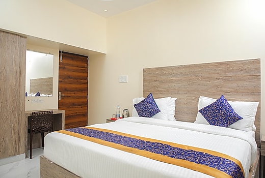 Redstone Service Apartment