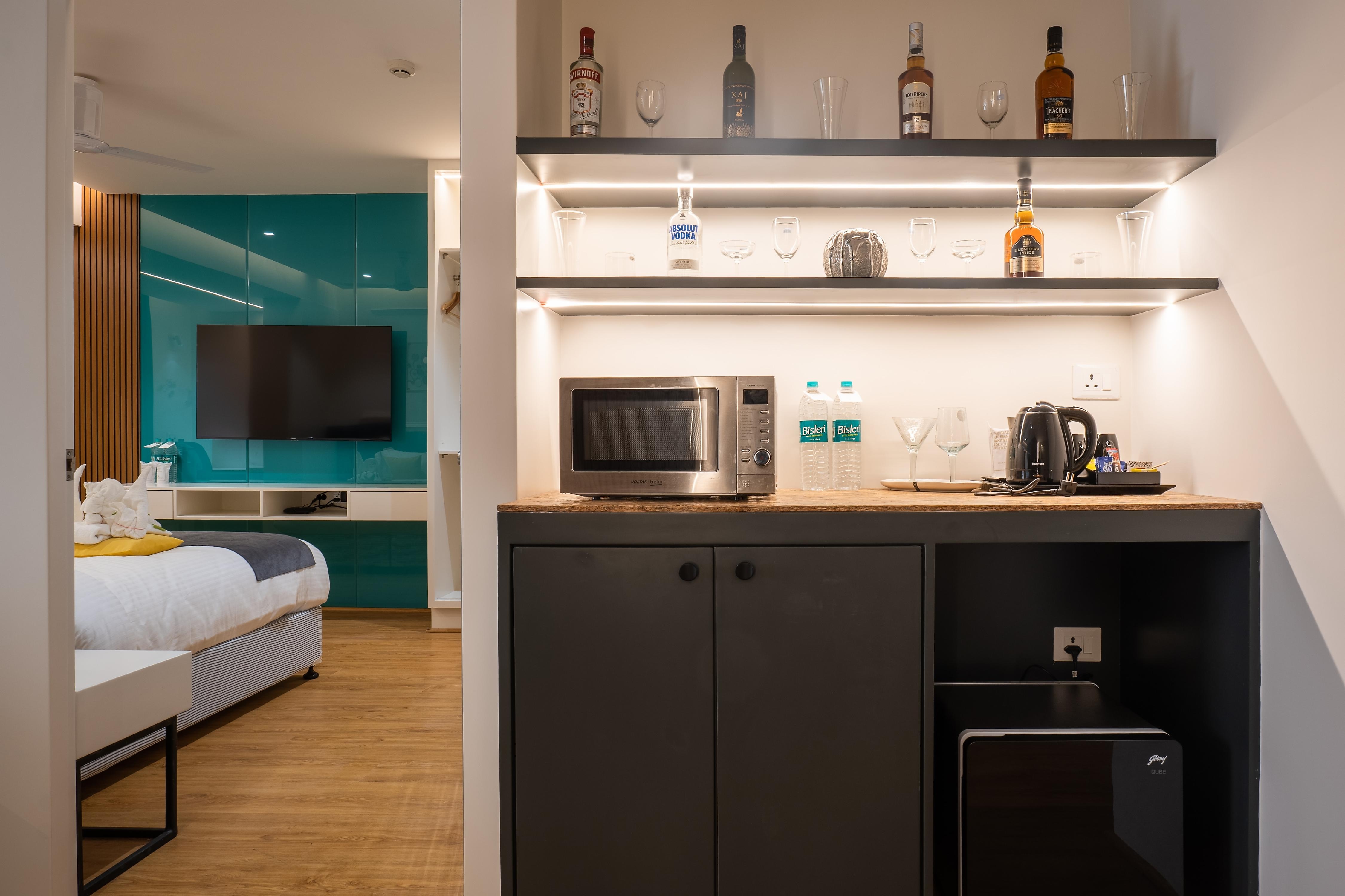 Clubway Grand  A Boutique Hotel - Tap to explore photos
