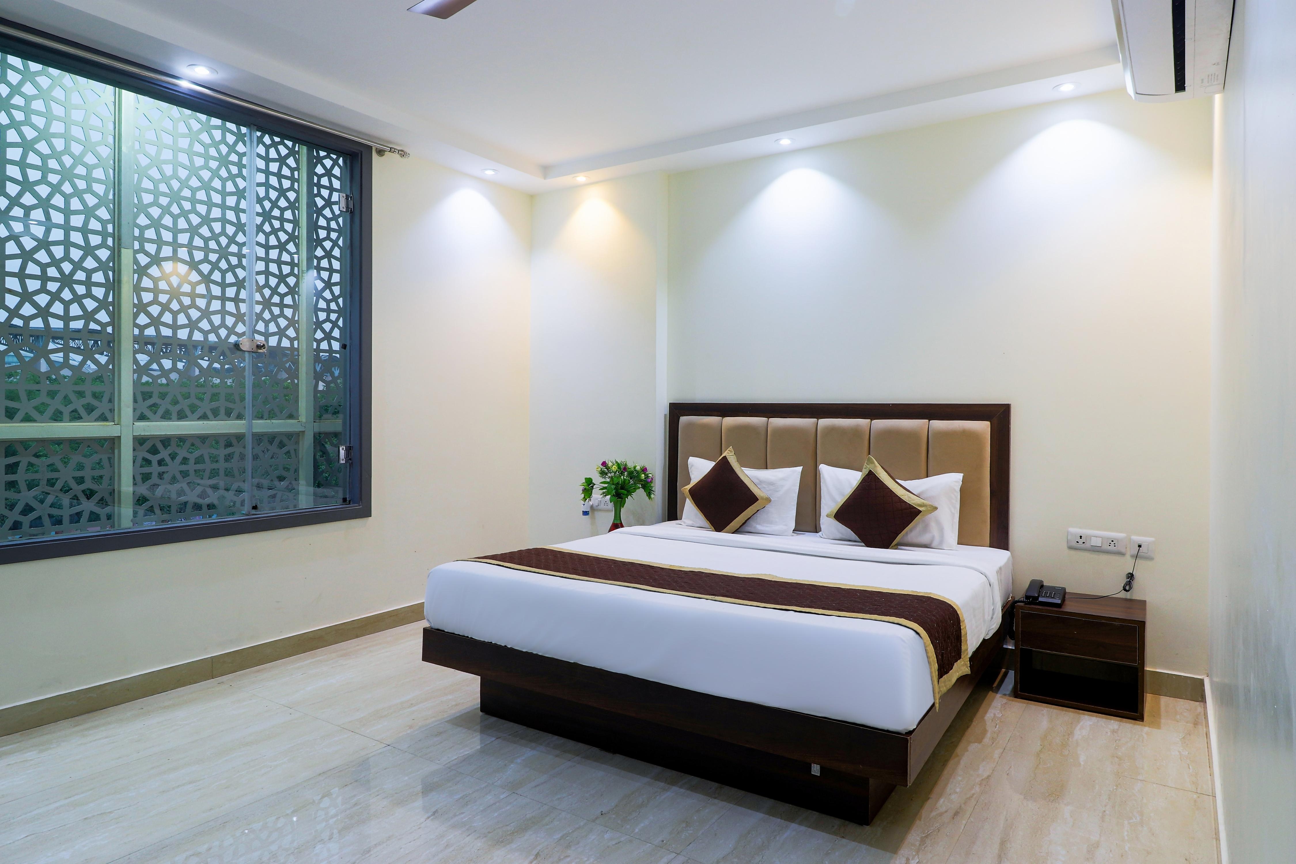 Hotel Raaso in GK1 - Tap to explore photos