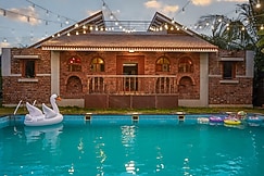 The Brick mansion Luxurious Villa in Nashik, Trimbak