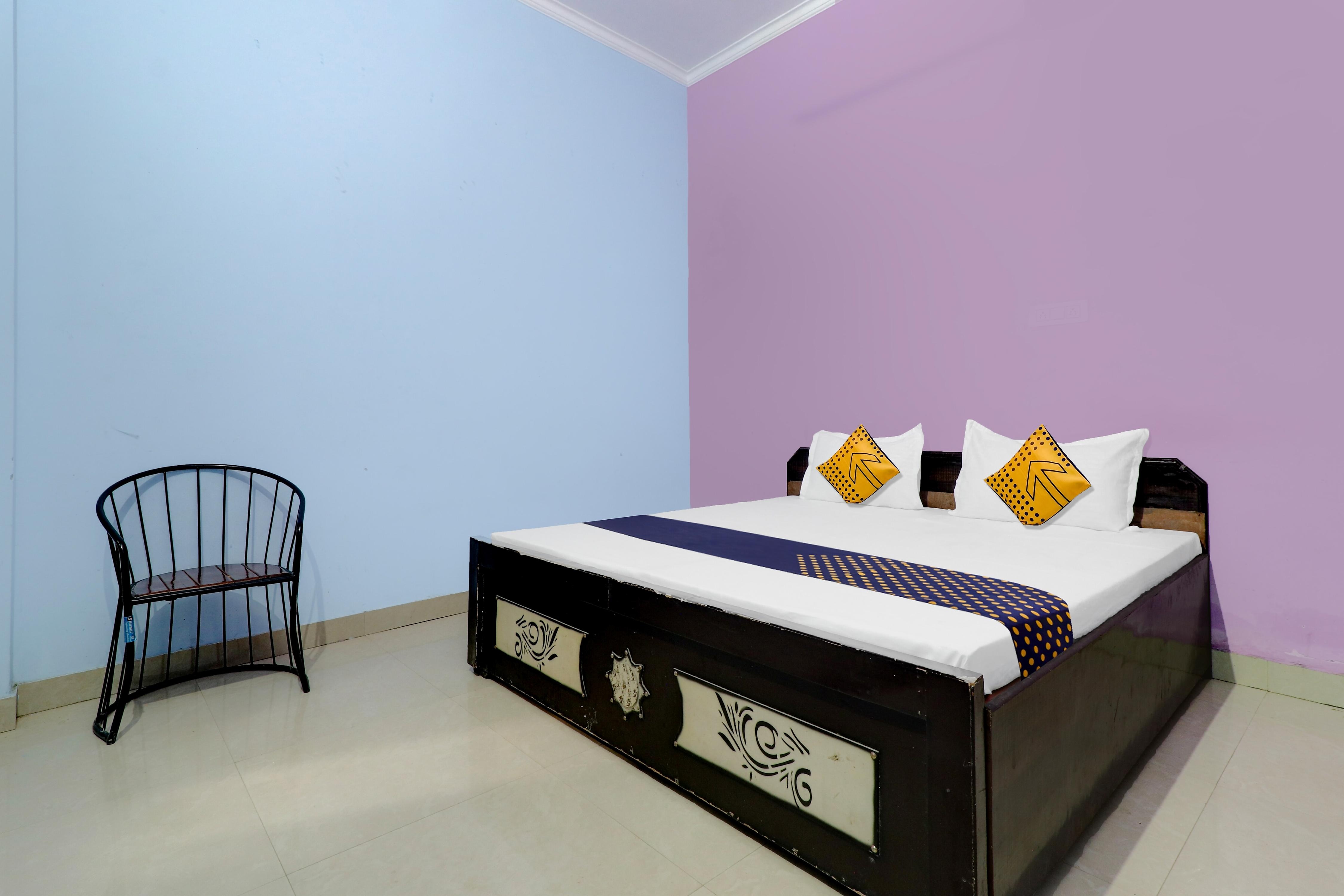 Hotel O Chaudhary Guest House - Tap to explore photos