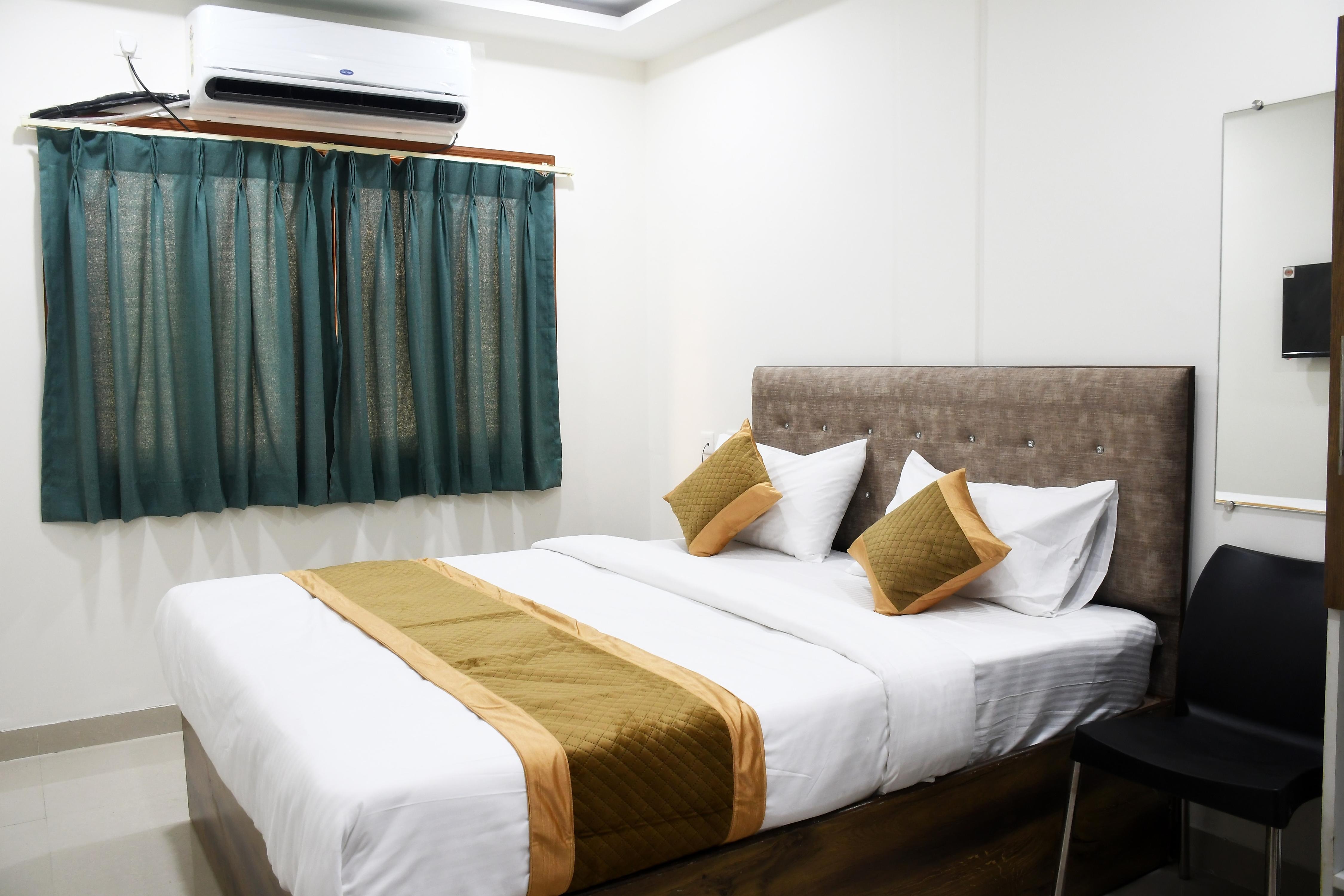 Otel Hospitality - Tap to explore photos