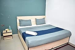 Qotel Comfort Rohini Sector 24, Delhi