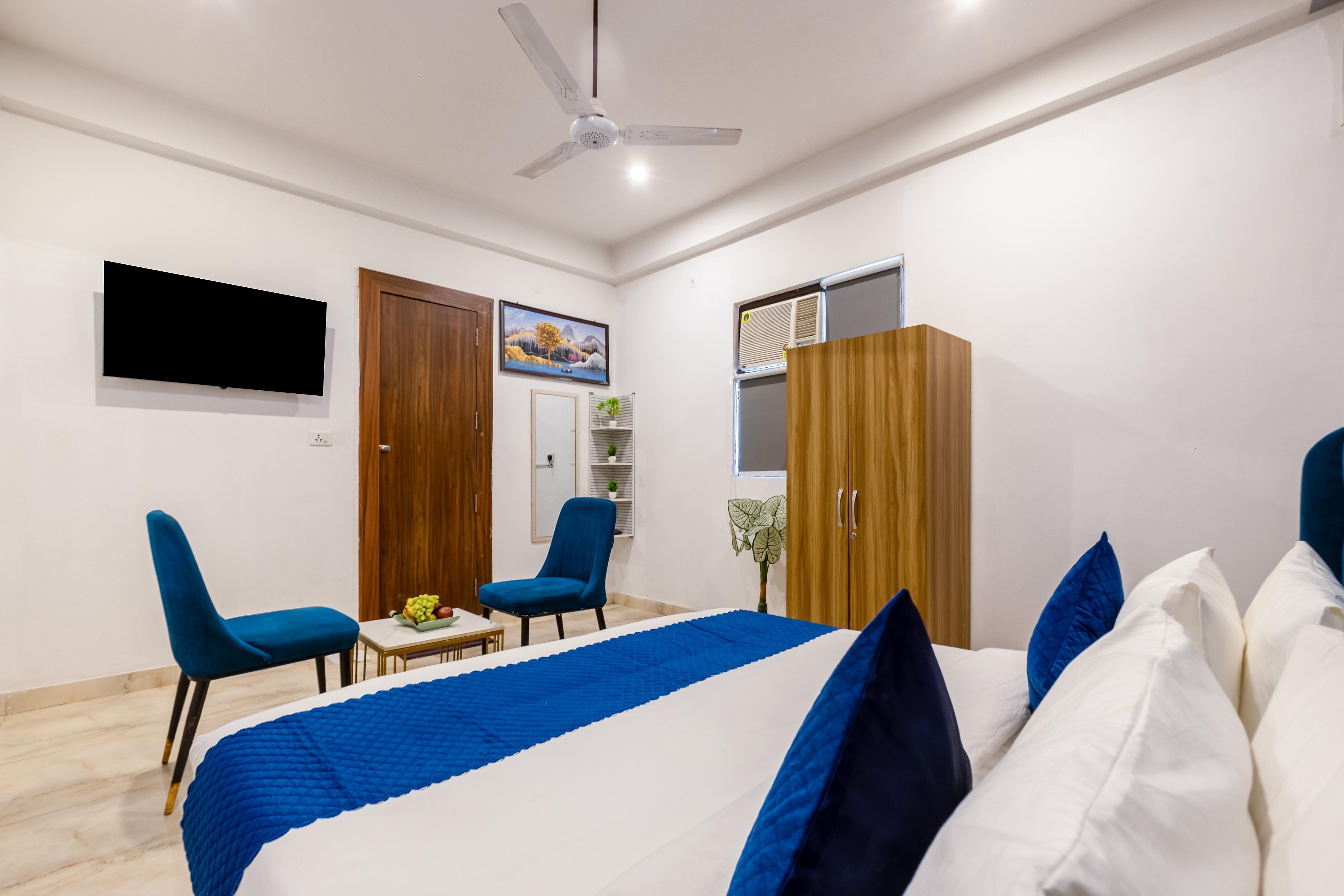 Noida Business Suites - Tap to explore photos