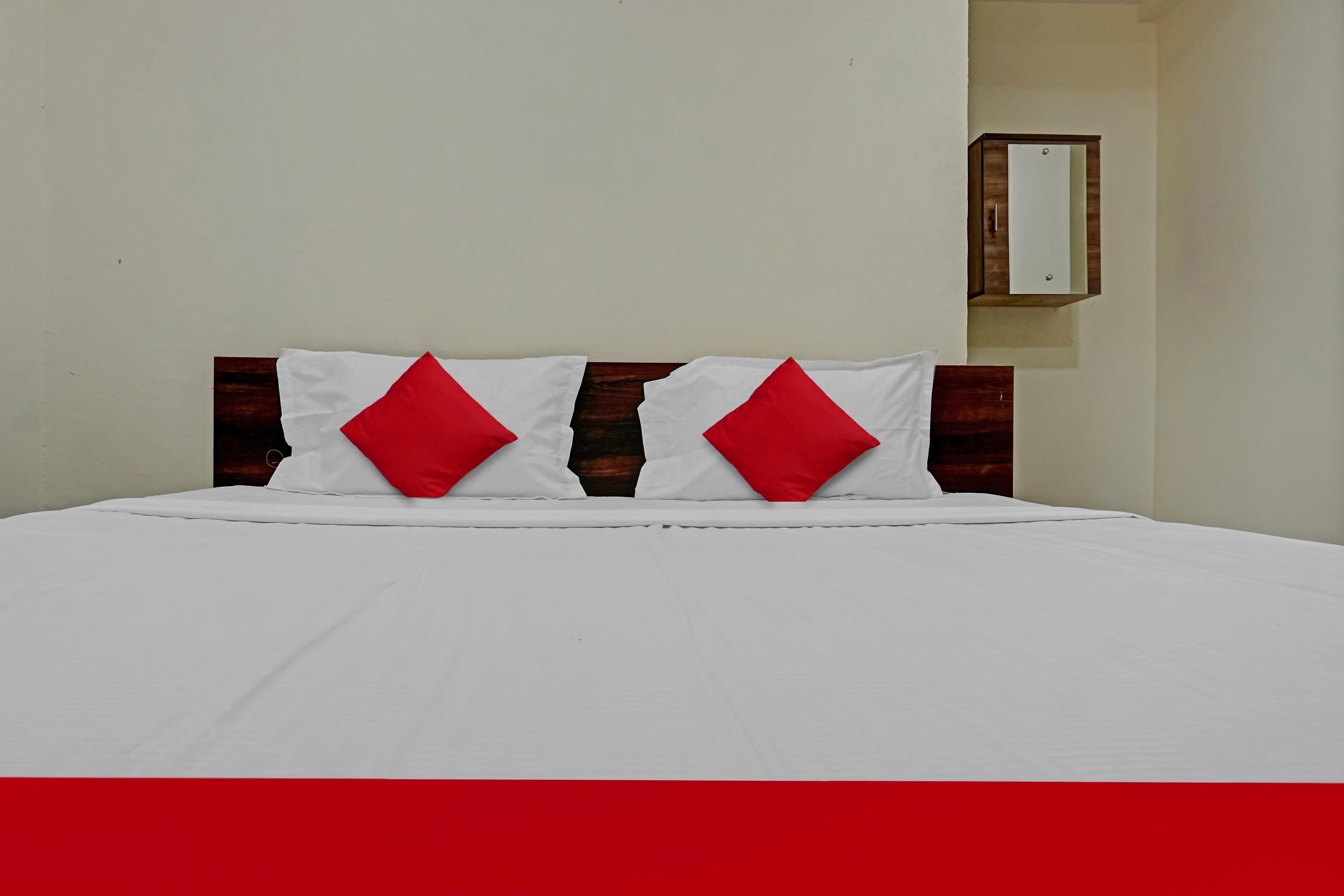 Hotel O Shanaya Lodging - Tap to explore photos