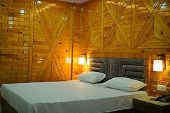 JB HOTEL AND  RESORT, Seti