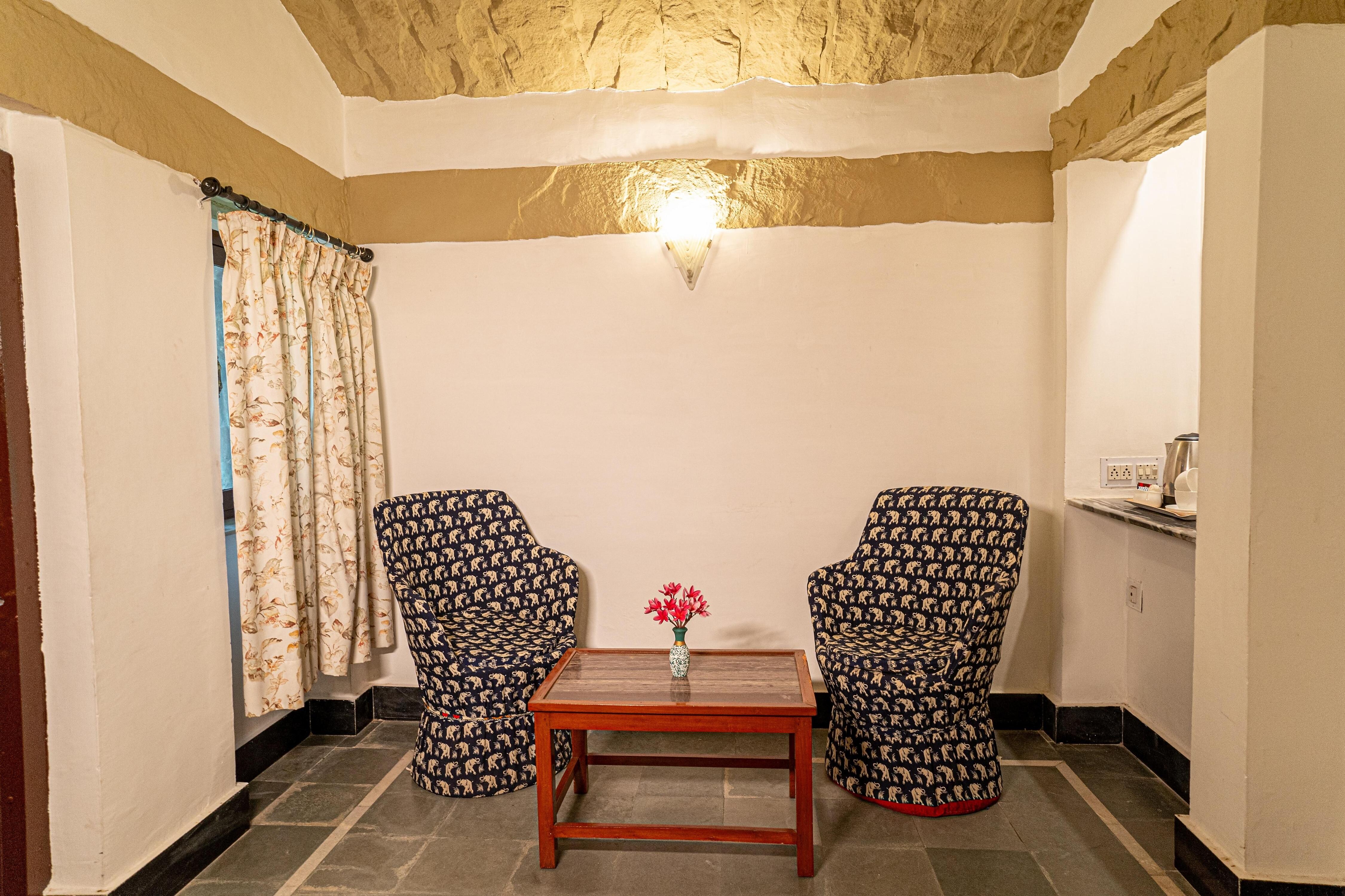 Leopard Lair Ananta Express, Bera - Tap to explore photos