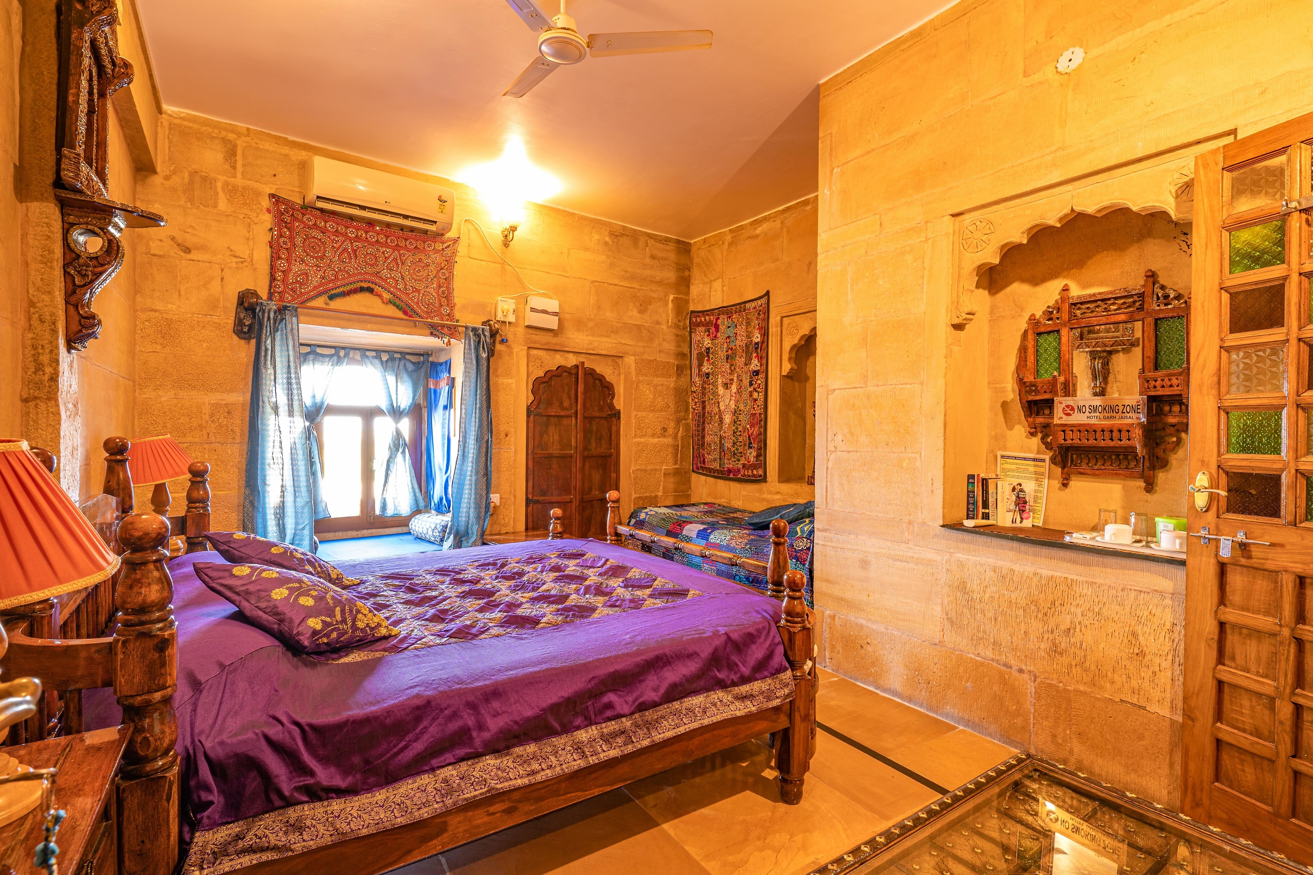 Hotel Garh Jaisal - Tap to explore photos